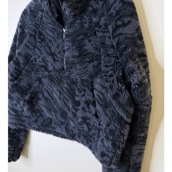 Lululemon Scuba Oversized Fleece Funnel Neck Size M/L - Picture 4 of 7